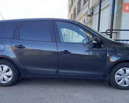 Сірий Рено Гранд Сценік, об'ємом двигуна 1.5 л та пробігом 229 тис. км за 6900 $, фото 16 на Automoto.ua