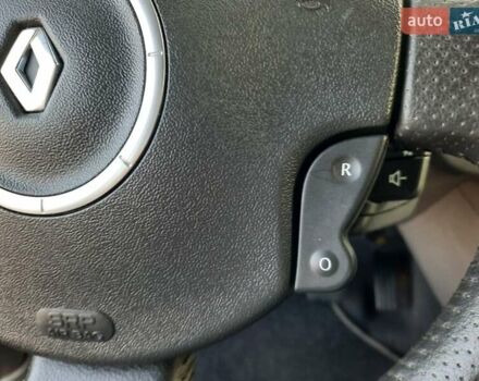 Серый Рено Гранд Сценик, объемом двигателя 1.6 л и пробегом 194 тыс. км за 6300 $, фото 51 на Automoto.ua