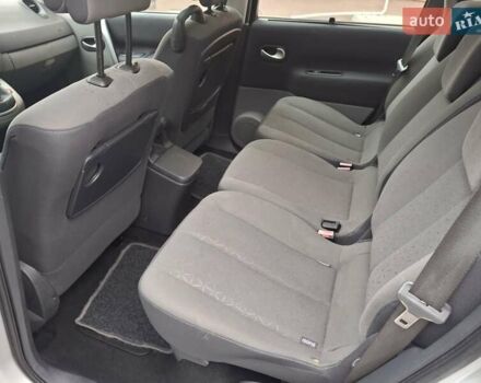 Сірий Рено Гранд Сценік, об'ємом двигуна 1.6 л та пробігом 212 тис. км за 6500 $, фото 23 на Automoto.ua