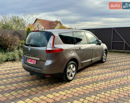 Рено Гранд Сценик 2009 в Житомире на Automoto.ua Серый Рено Гранд Сценик, объемом двигателя 1.5 л и пробегом 245 тыс. км за 6299 $, фото 7 на Automoto.ua