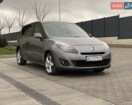 Серый Рено Гранд Сценик, объемом двигателя 1.46 л и пробегом 243 тыс. км за 6900 $, фото 6 на Automoto.ua
