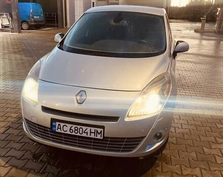Серый Рено Гранд Сценик, объемом двигателя 1.4 л и пробегом 280 тыс. км за 6900 $, фото 4 на Automoto.ua