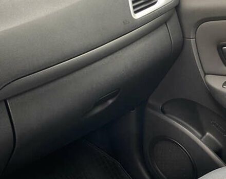 Серый Рено Гранд Сценик, объемом двигателя 1.46 л и пробегом 292 тыс. км за 5999 $, фото 11 на Automoto.ua