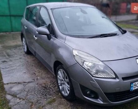 Сірий Рено Гранд Сценік, об'ємом двигуна 1.5 л та пробігом 243 тис. км за 6600 $, фото 5 на Automoto.ua