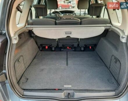 Серый Рено Гранд Сценик, объемом двигателя 1.6 л и пробегом 194 тыс. км за 6300 $, фото 97 на Automoto.ua