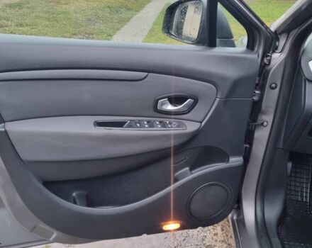 Сірий Рено Гранд Сценік, об'ємом двигуна 1.5 л та пробігом 243 тис. км за 6600 $, фото 19 на Automoto.ua