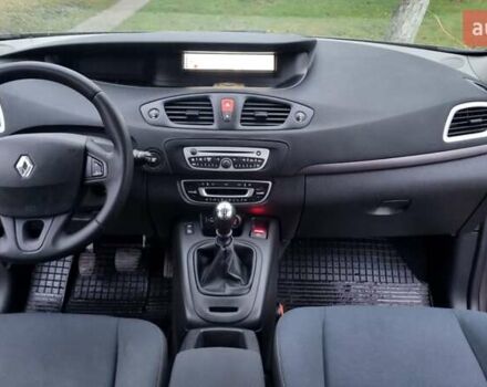 Сірий Рено Гранд Сценік, об'ємом двигуна 1.5 л та пробігом 243 тис. км за 6600 $, фото 21 на Automoto.ua
