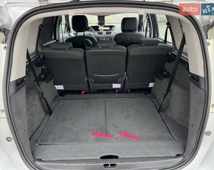 Сірий Рено Гранд Сценік, об'ємом двигуна 1.6 л та пробігом 245 тис. км за 6350 $, фото 10 на Automoto.ua