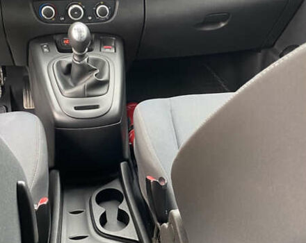 Серый Рено Гранд Сценик, объемом двигателя 1.46 л и пробегом 292 тыс. км за 6299 $, фото 13 на Automoto.ua