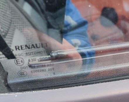 Серый Рено Гранд Сценик, объемом двигателя 1.4 л и пробегом 257 тыс. км за 5800 $, фото 9 на Automoto.ua