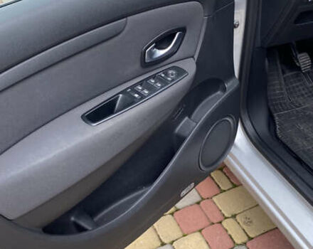 Серый Рено Гранд Сценик, объемом двигателя 1.46 л и пробегом 292 тыс. км за 5999 $, фото 6 на Automoto.ua