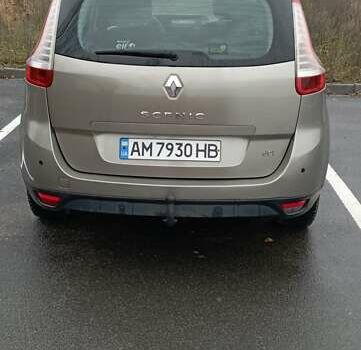 Серый Рено Гранд Сценик, объемом двигателя 1.5 л и пробегом 230 тыс. км за 7000 $, фото 6 на Automoto.ua