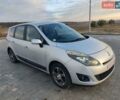 Сірий Рено Гранд Сценік, об'ємом двигуна 1.5 л та пробігом 236 тис. км за 6800 $, фото 1 на Automoto.ua