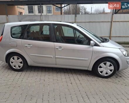 Сірий Рено Гранд Сценік, об'ємом двигуна 1.6 л та пробігом 212 тис. км за 6500 $, фото 12 на Automoto.ua