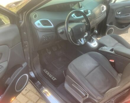 Серый Рено Гранд Сценик, объемом двигателя 1.5 л и пробегом 320 тыс. км за 6800 $, фото 14 на Automoto.ua