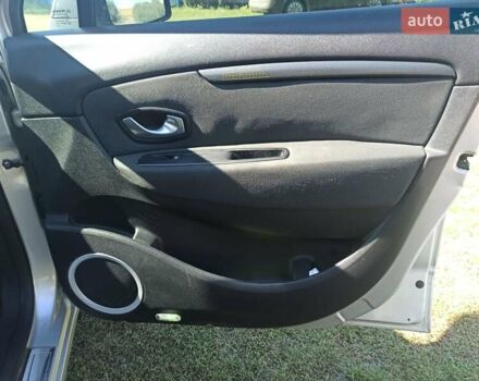 Сірий Рено Гранд Сценік, об'ємом двигуна 1.6 л та пробігом 204 тис. км за 7300 $, фото 16 на Automoto.ua