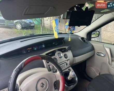 Серый Рено Гранд Сценик, объемом двигателя 1.5 л и пробегом 230 тыс. км за 6000 $, фото 7 на Automoto.ua