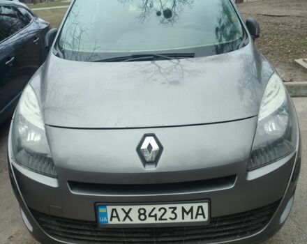 Серый Рено Гранд Сценик, объемом двигателя 1.9 л и пробегом 375 тыс. км за 6900 $, фото 6 на Automoto.ua