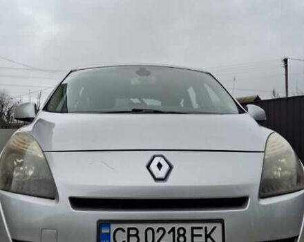 Серый Рено Гранд Сценик, объемом двигателя 1.46 л и пробегом 263 тыс. км за 6200 $, фото 4 на Automoto.ua