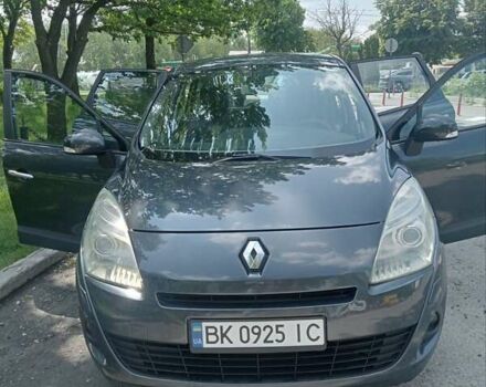 Серый Рено Гранд Сценик, объемом двигателя 1.4 л и пробегом 205 тыс. км за 6200 $, фото 6 на Automoto.ua