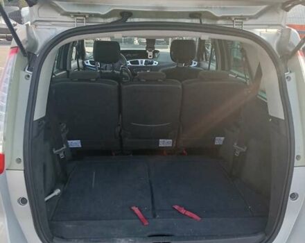 Серый Рено Гранд Сценик, объемом двигателя 1.9 л и пробегом 261 тыс. км за 6500 $, фото 13 на Automoto.ua