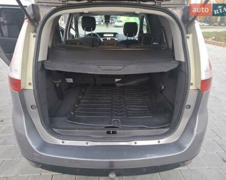 Рено Гранд Сценик 2009 в Черкассах на Automoto.ua Серый Рено Гранд Сценик, объемом двигателя 1.5 л и пробегом 275 тыс. км за 7500 $, фото 16 на Automoto.ua