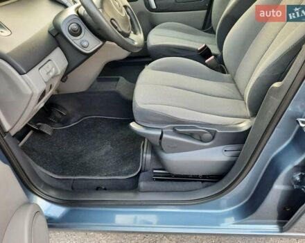 Серый Рено Гранд Сценик, объемом двигателя 1.6 л и пробегом 194 тыс. км за 6300 $, фото 38 на Automoto.ua