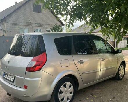 Серый Рено Гранд Сценик, объемом двигателя 1.5 л и пробегом 230 тыс. км за 6000 $, фото 3 на Automoto.ua