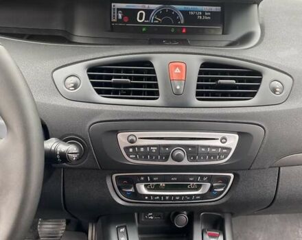 Серый Рено Гранд Сценик, объемом двигателя 1.5 л и пробегом 197 тыс. км за 7250 $, фото 11 на Automoto.ua