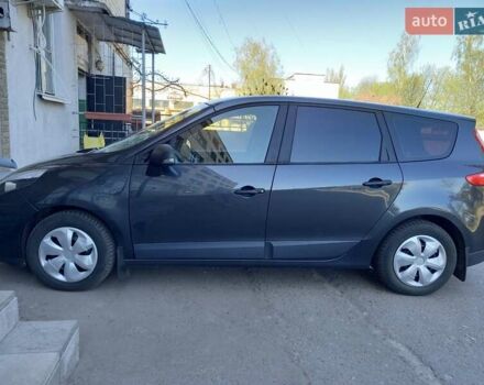 Сірий Рено Гранд Сценік, об'ємом двигуна 1.5 л та пробігом 229 тис. км за 6900 $, фото 7 на Automoto.ua