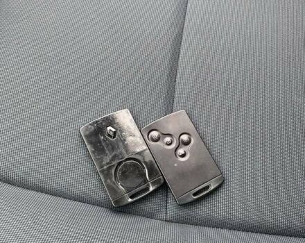 Серый Рено Гранд Сценик, объемом двигателя 1.5 л и пробегом 197 тыс. км за 7250 $, фото 14 на Automoto.ua