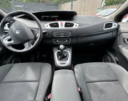 Рено Гранд Сценик 2009 в Луцке на Automoto.ua Серый Рено Гранд Сценик, объемом двигателя 1.4 л и пробегом 205 тыс. км за 5300 $, фото 4 на Automoto.ua