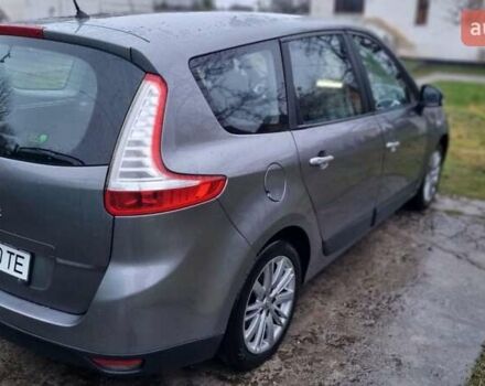 Сірий Рено Гранд Сценік, об'ємом двигуна 1.5 л та пробігом 243 тис. км за 6600 $, фото 3 на Automoto.ua