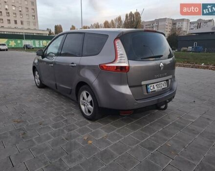 Рено Гранд Сценик 2009 в Черкассах на Automoto.ua Серый Рено Гранд Сценик, объемом двигателя 1.5 л и пробегом 275 тыс. км за 7500 $, фото 2 на Automoto.ua