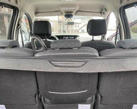 Серый Рено Гранд Сценик, объемом двигателя 1.5 л и пробегом 197 тыс. км за 7250 $, фото 18 на Automoto.ua