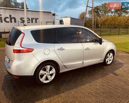 Серый Рено Гранд Сценик, объемом двигателя 1.4 л и пробегом 280 тыс. км за 6900 $, фото 3 на Automoto.ua