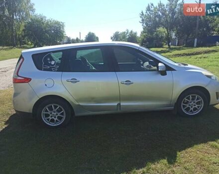 Сірий Рено Гранд Сценік, об'ємом двигуна 1.6 л та пробігом 204 тис. км за 7300 $, фото 4 на Automoto.ua