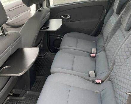 Серый Рено Гранд Сценик, объемом двигателя 1.5 л и пробегом 197 тыс. км за 7250 $, фото 16 на Automoto.ua