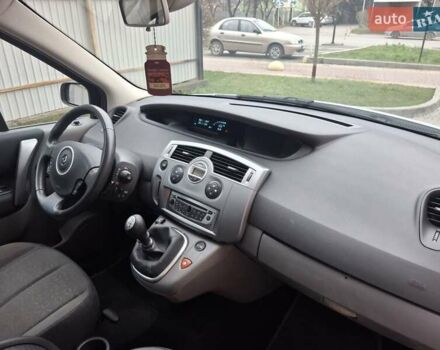 Сірий Рено Гранд Сценік, об'ємом двигуна 1.6 л та пробігом 212 тис. км за 6500 $, фото 34 на Automoto.ua