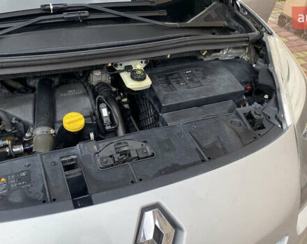 Серый Рено Гранд Сценик, объемом двигателя 1.46 л и пробегом 292 тыс. км за 6299 $, фото 17 на Automoto.ua