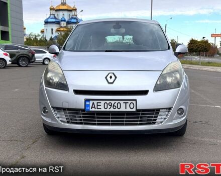 Серый Рено Гранд Сценик, объемом двигателя 1.4 л и пробегом 244 тыс. км за 5999 $, фото 1 на Automoto.ua