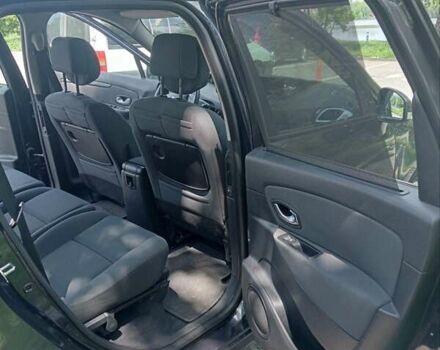 Серый Рено Гранд Сценик, объемом двигателя 1.4 л и пробегом 205 тыс. км за 6200 $, фото 12 на Automoto.ua