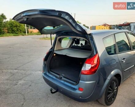 Серый Рено Гранд Сценик, объемом двигателя 1.6 л и пробегом 194 тыс. км за 6300 $, фото 88 на Automoto.ua