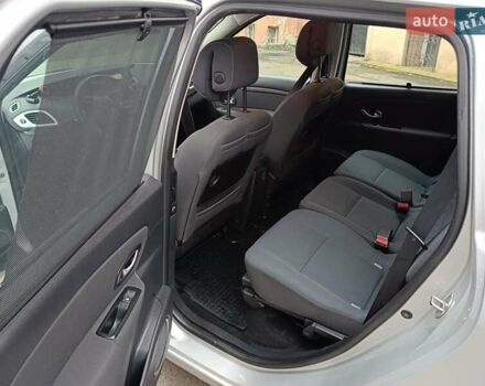 Сірий Рено Гранд Сценік, об'ємом двигуна 1.4 л та пробігом 180 тис. км за 7300 $, фото 15 на Automoto.ua
