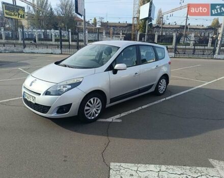 Сірий Рено Гранд Сценік, об'ємом двигуна 1.4 л та пробігом 180 тис. км за 7300 $, фото 1 на Automoto.ua