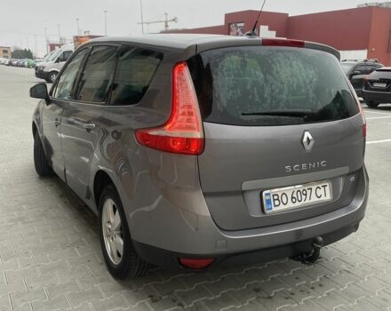 Серый Рено Гранд Сценик, объемом двигателя 1.5 л и пробегом 260 тыс. км за 7500 $, фото 2 на Automoto.ua