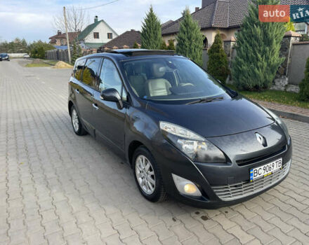 Серый Рено Гранд Сценик, объемом двигателя 1.5 л и пробегом 300 тыс. км за 5999 $, фото 24 на Automoto.ua