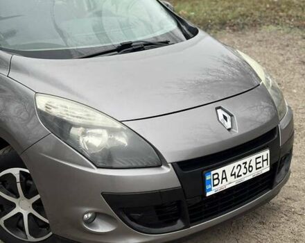 Сірий Рено Гранд Сценік, об'ємом двигуна 1.5 л та пробігом 255 тис. км за 7500 $, фото 3 на Automoto.ua