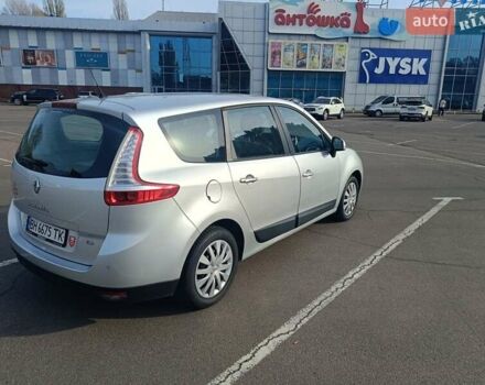 Сірий Рено Гранд Сценік, об'ємом двигуна 1.4 л та пробігом 180 тис. км за 7300 $, фото 5 на Automoto.ua