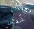 Серый Рено Гранд Сценик, объемом двигателя 2 л и пробегом 187 тыс. км за 8500 $, фото 2 на Automoto.ua